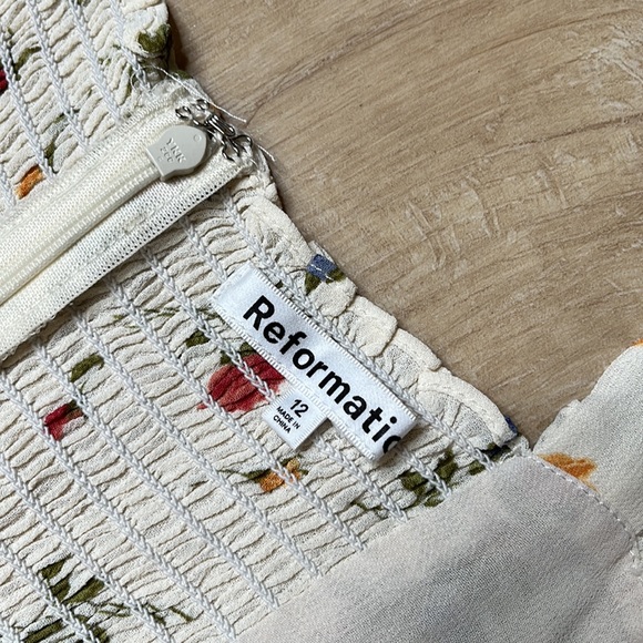 REFORMATION Nikita Floral Dress in Ivory/Floral SIZE 12 0833 - Picture 6 of 10